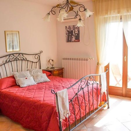 B&B "Za' Vittoria"#Lagodibomba Extérieur photo