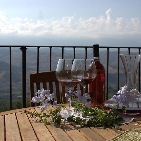 B&B "Za' Vittoria"#Lagodibomba Extérieur photo