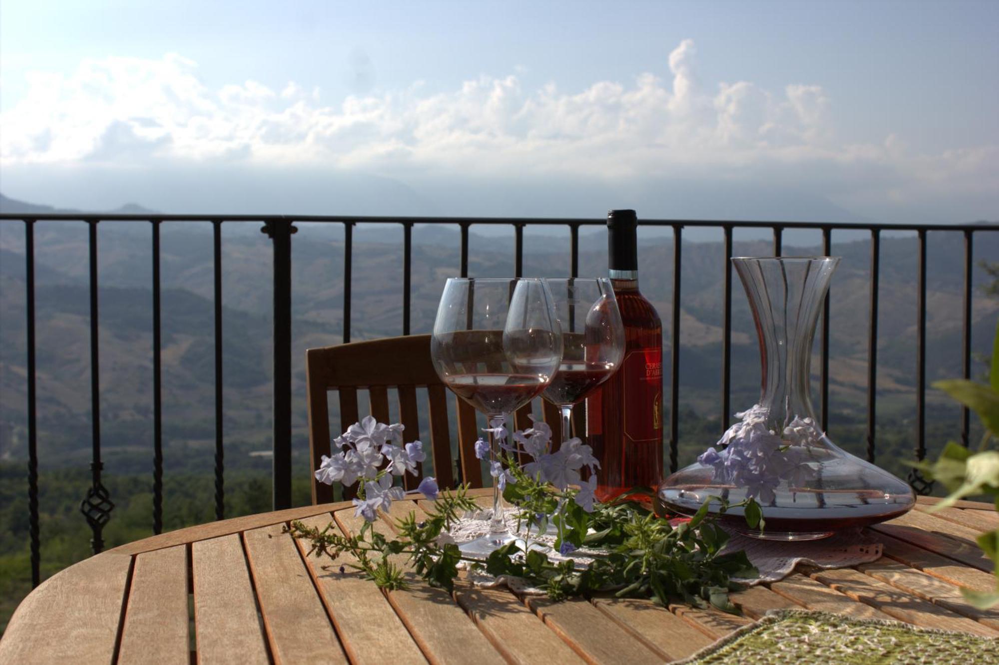 B&B "Za' Vittoria"#Lagodibomba Extérieur photo
